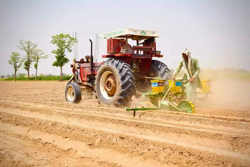 tractor